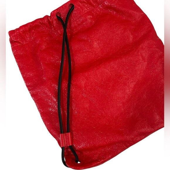 BALENCIAGA Agneau Locker Arena Backpack Red/ dust bag, Great cond. minor flaws - Picture 3 of 13